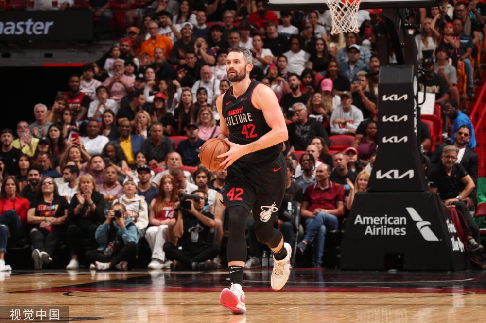 次比赛的夺 次比赛的夺