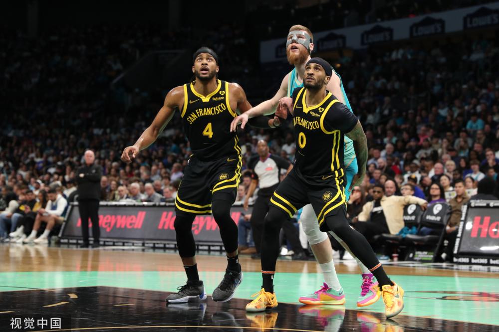 [国际足球]本泽马独造两球 吉达联合主场取胜.