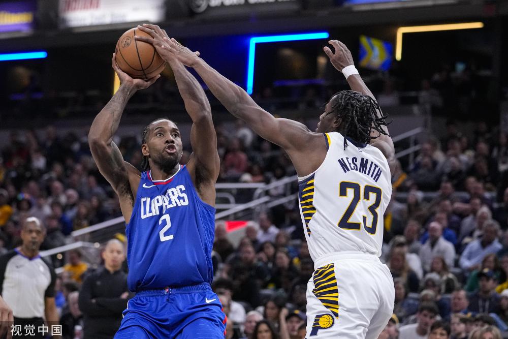 激烈比赛中 激烈比赛中