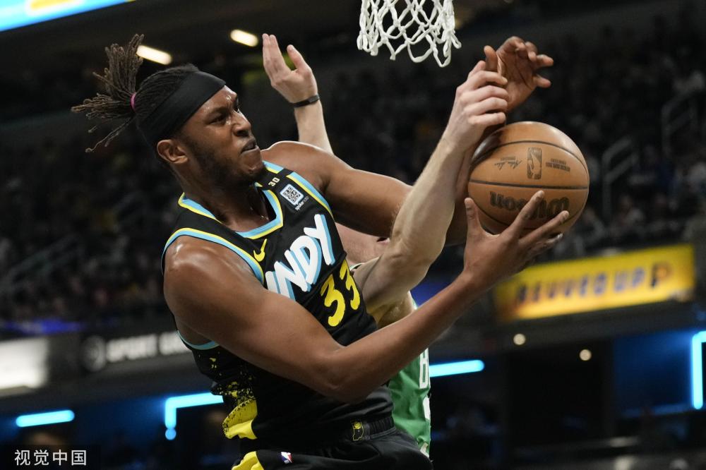 让中锋获得 让中锋获得